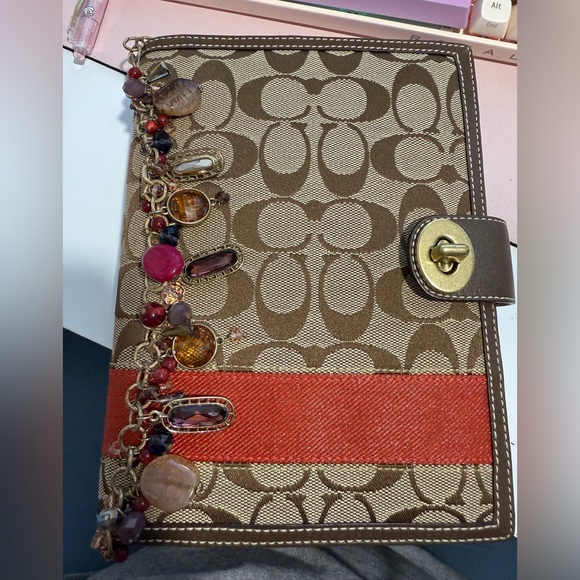 Coach Other - Coach Brown Sig Turnlock Planner Agenda Notebook Cover with Red Stripe and Charm